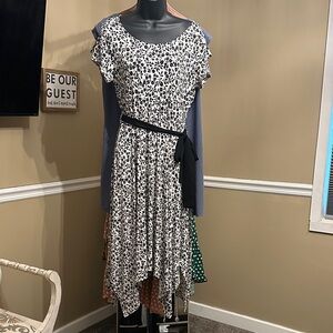 Chic Asymmetrical Black and White Dress